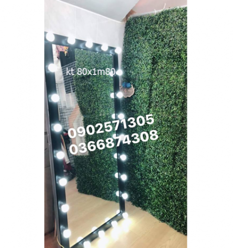 Gương soiđèn led kt 80*1m80